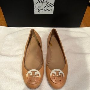 Tory Burch Ombre tan & white flats
